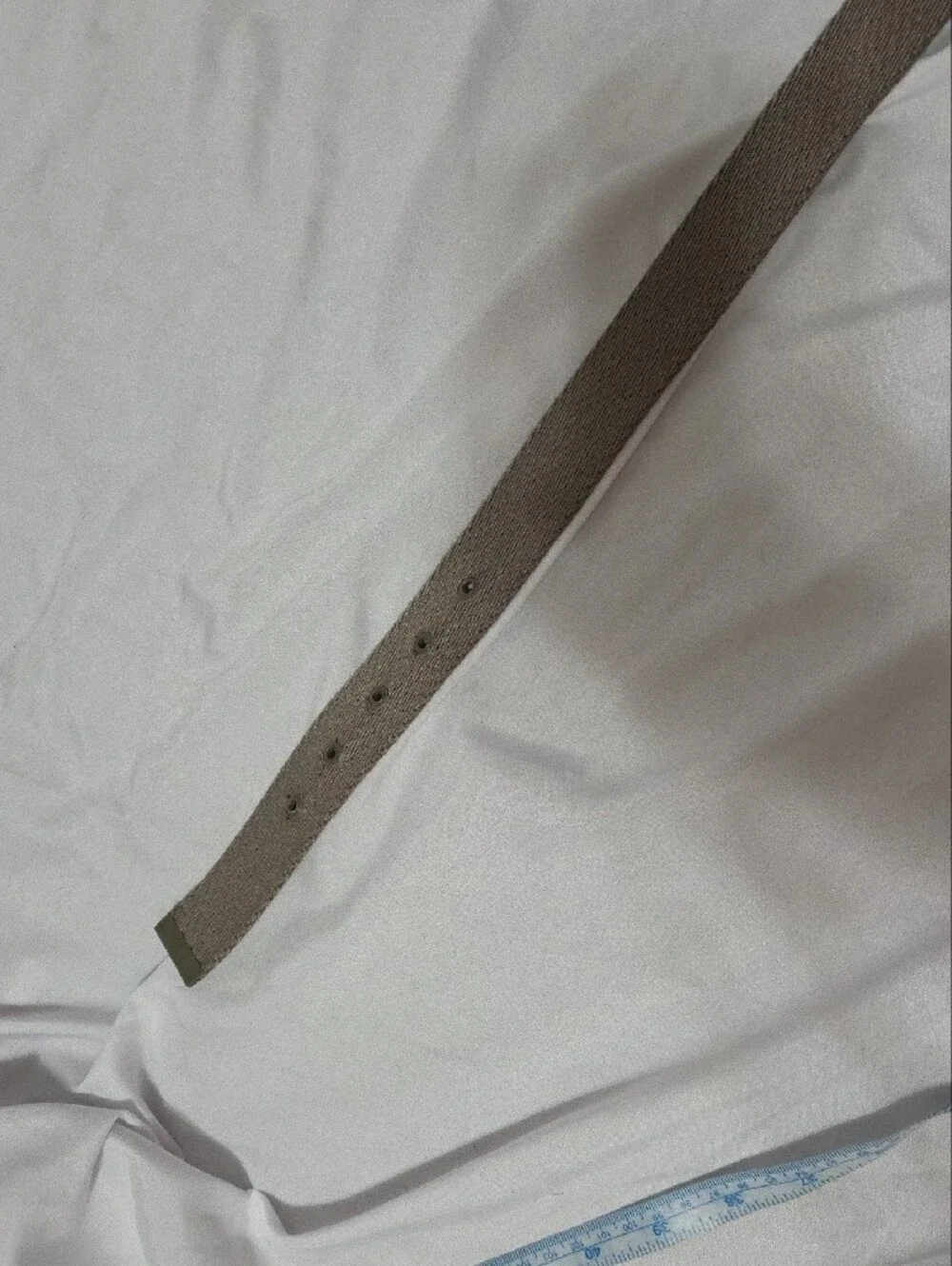 Olive Green Canvas Belt, Size Large (30-34), Excellent Like New Condition